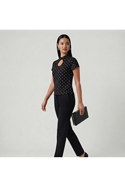 BLOUSE Dik Yaka Göğüs Pencere Detaylı Puantiye Bluz
