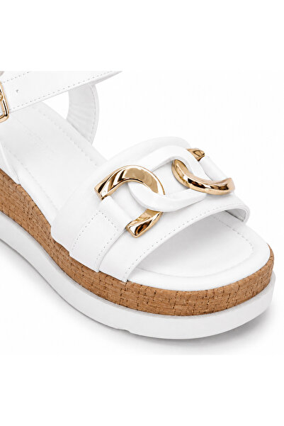 Castle Black Verona Gold Buckle Detailed Wedge Heeled Women's White Sandals