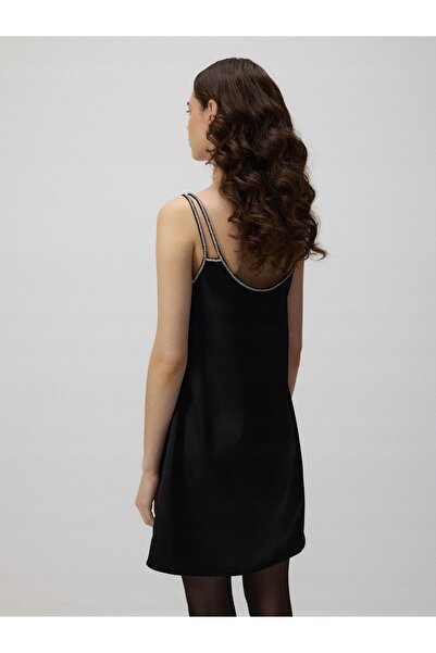 NO BRAND Rochie mini neagră cu detalii decorative jett pe bretele m