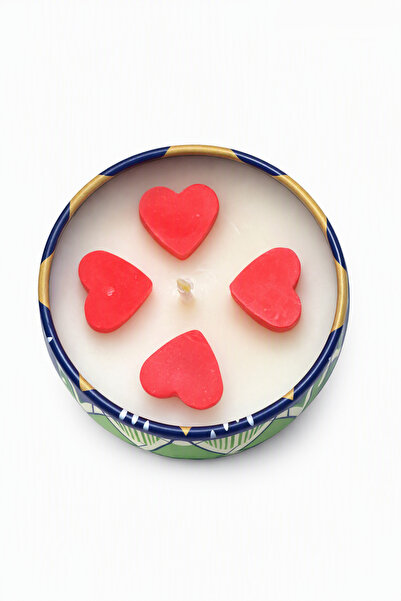 Taim And Ghaith Parfums Valentine's Day candles, six pieces, different colore...