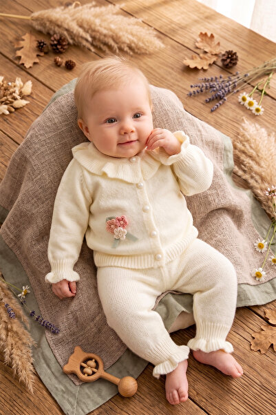 Babymod Knitwear Soft Textured 2-Piece Floral Embroidered Cardigan Baby Girl Set