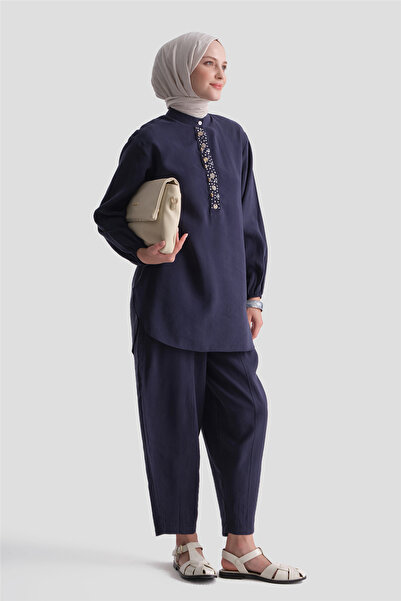 Armine Sea Shell Detailed Suit Navy Blue