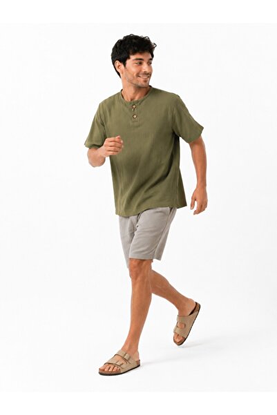 Mulberry Men's Muslin Short Sleeve Buttoned T-Shirt |   Breathable Cotton Tex...