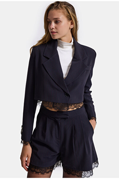 it's basic Дамско късо двуредно сако Laci Striped w6-56 с дантелени и аксесоа...