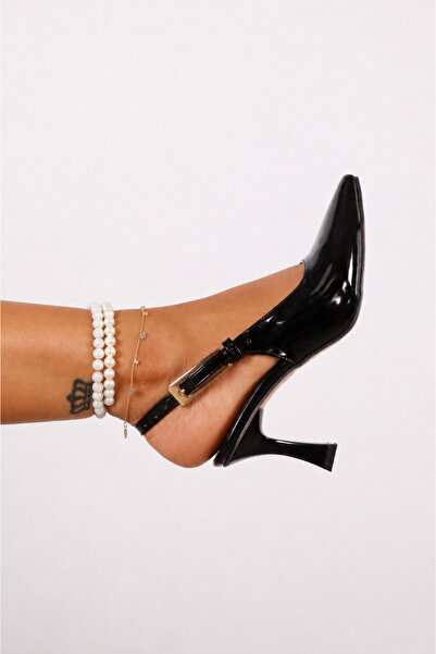 ZYVANA SHOES حذاء نسائي من سلسلة Medi باللون الأسود مصنوع من الجلد اللامع بكع...