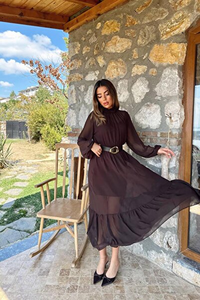 Moda Days فستان ماكسي نسائي من الشيفون البني بياقة عالية وأكمام طويلة مع حزام...