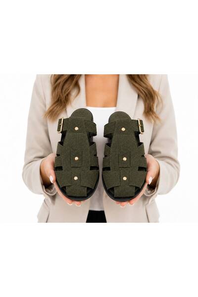 PAPUCUMUN DÜNYASI Women's Close-Toe Suede Textured Buckle-Strap Flat Sole Dai...