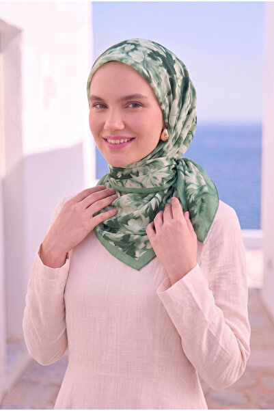 EBRUTESETTÜR سلسلة الأوشحة الزهرية بالنعناع