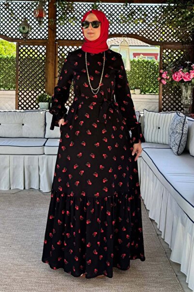 Rabia Şamlı Μαύρο φόρεμα τριαντάφυλλο