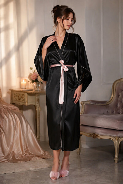 That's Amore Black Satin Powdered Piping Bat Sleeve Dressing Gown