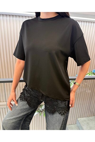 Guapo Oversized μπλούζα με δαντέλα στο τελείωμα. 'Ανετη εφαρμογή και κομψό σχ...
