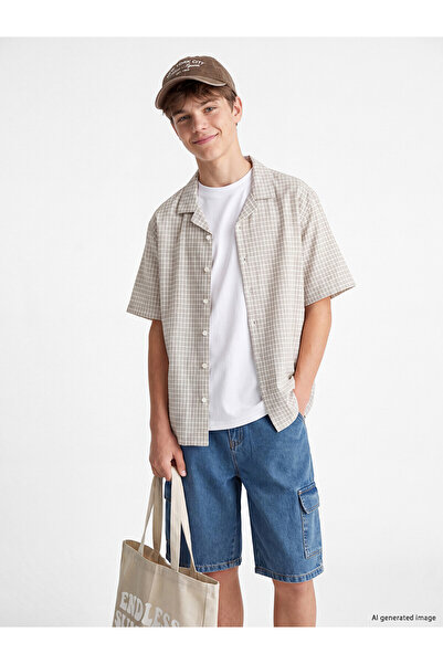 LC Waikiki Nevavm Plaid Short Sleeve Boys' Shirt with Difference