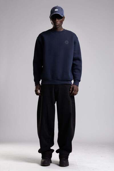Catch Minimal Kabartma Yazılı Sweatshirt