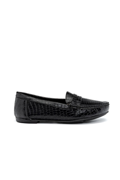 BATA Textured Casual Loafers
