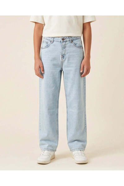 REDTAG Senior Boys Light Wash 5 Pocket Baggy Jeans