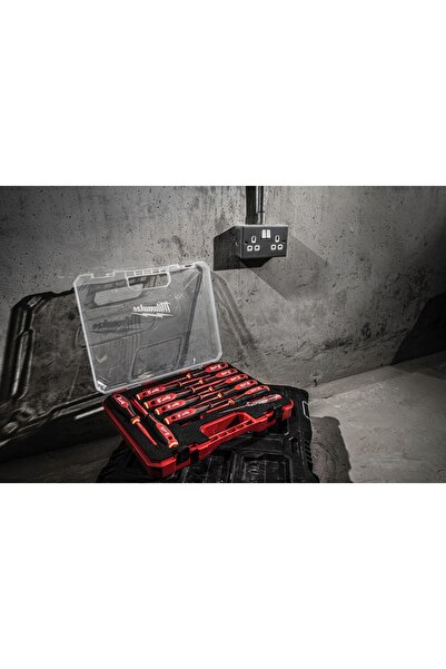 Milwaukee Set de 12 șurubelnițe izolate VDE în valiză 4932479095