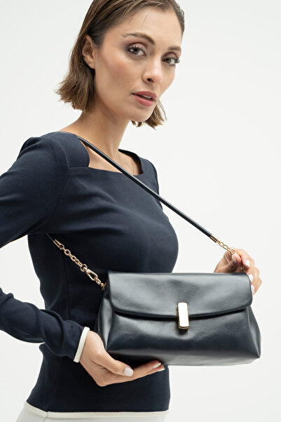 Matthew Cox Women's Shoulder Bag Dark Blue Byn2548