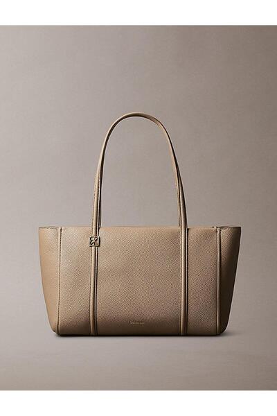 Calvin Klein EMBLEM HW PEBBLE TOTE