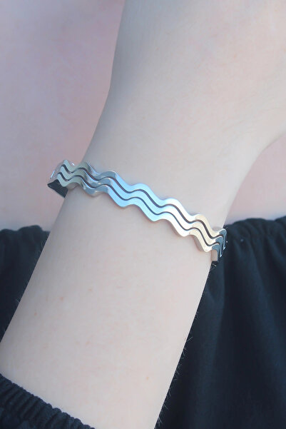 SORA GROUP 316L Anti-Tarnish Steel Silver Color Wave Model Handcuff Women's B...