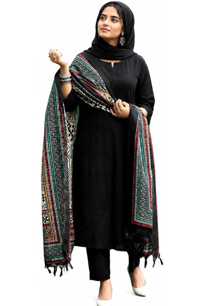 GENERAL Women's Black Modest Kurta Set with Printed Dupatta, Long Sleeve Trad...