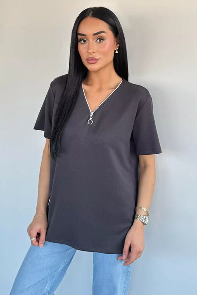 Aryena Smoked V-Neck Zipper T-Shirt