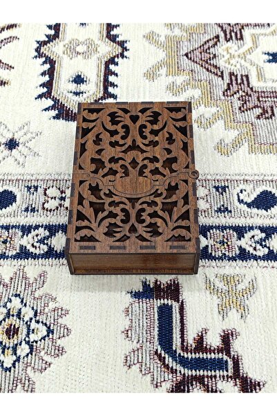 WELLSWEAR Wooden Decorative Chest Box Vintage Jewelry Storage Box
