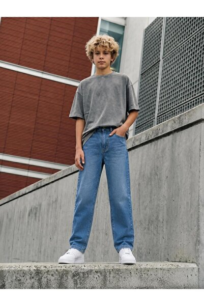 Mutlu Kids Boy's Comfortable Cut Casual Jean Trousers with Pocket Detail