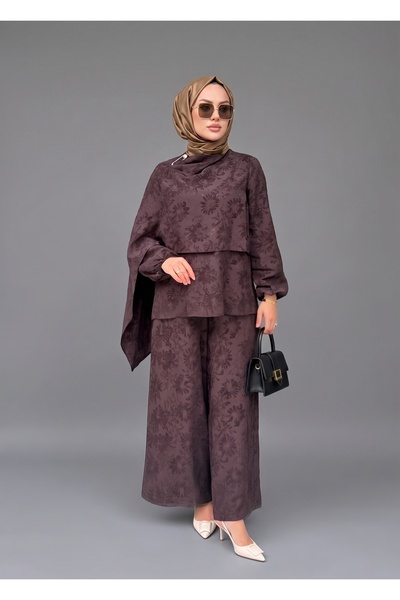 Kadın Beys Design Kendinden Desenli Jakarlı Broş Detaylı Bol Paça Pantolonlu Tesettür İkili Takım