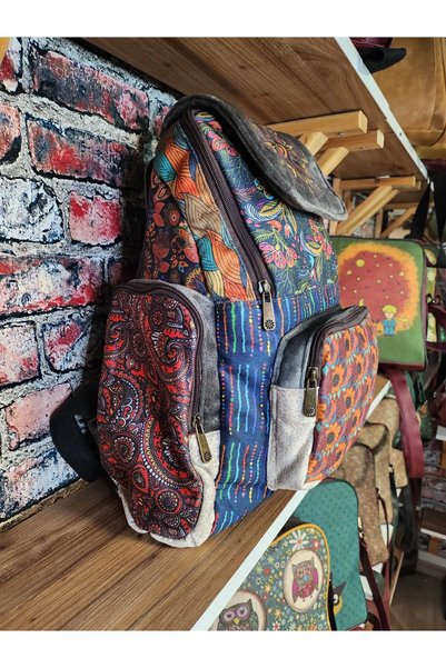 Street Bag حقيبة ظهر بتصميم الباتش وورك