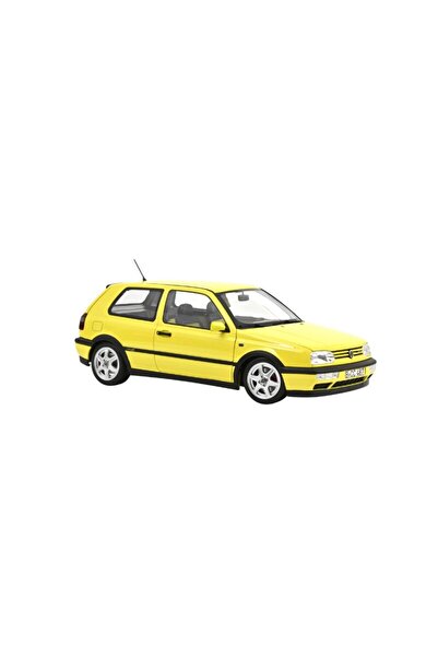 Volkswagen Model la scară 1:18 al Golf GTI din 1994, de culoare galbenă, de l...