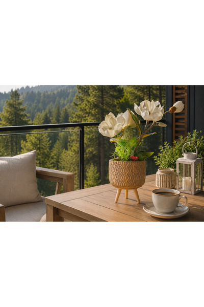 ADAA 🤍 Ada Pearl – Magnolia Grace Beyaz Gardenya Aranjmanı