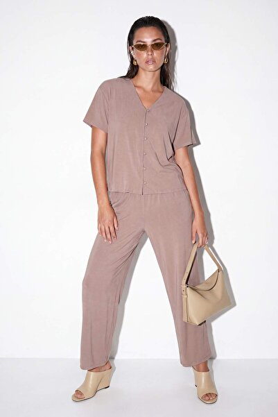 Drop by TrendyolMilla Mink V-Neck Short Sleeve Buttoned Shirt Top Elastic Wai...