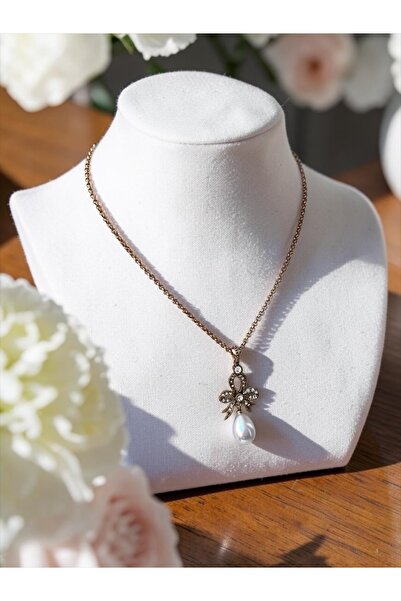 FAYRA ACCESSORIES Zirkon Taşlı Fiyonk Figür Mayorka İnci Kolye