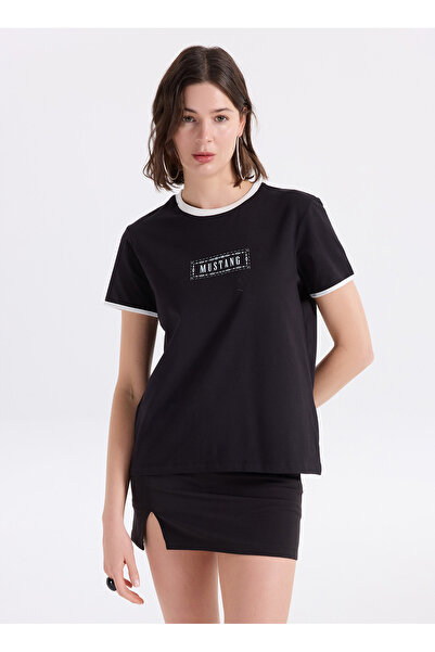 Mustang Siyah Kadın Relaxed Baskılı T-Shirt M6SL-TST1241