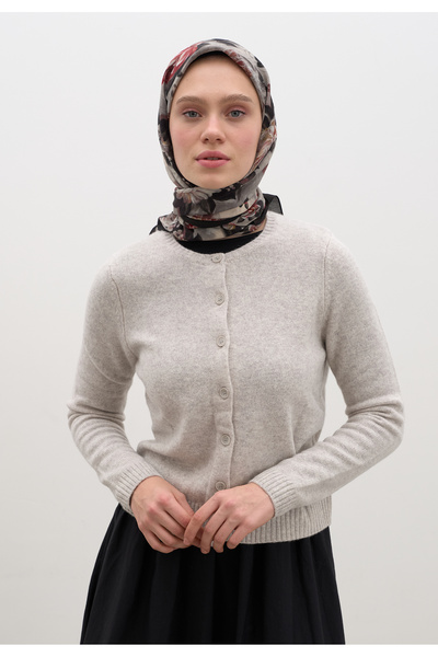 Freshscarfs Μαύρο κασκόλ από βαμβάκι και βισκόζη με σχέδιο μανόλιας