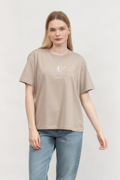 Calvin Klein Kadın Gül Kurusu Kısa Kollu Tişört