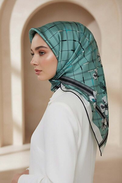 Vissona 100% twill silk crinkle floral print water green & cream 90x90 scarf....