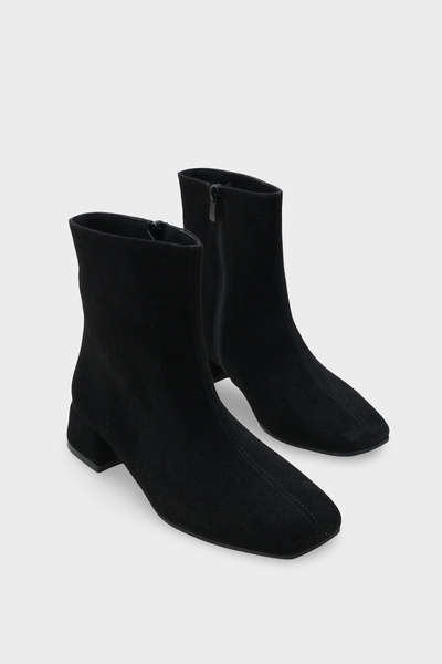 Capone Outfitters حذاء إلينور ذو الكعب القصير للنساء