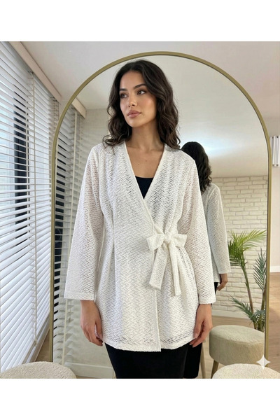 lillia kids Πλεκτό κιμονό με δαντέλα και λεπτομέρειες σε στυλ πενσούλας