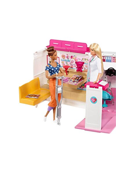 Barbie 'nin Ambulansı FRM19