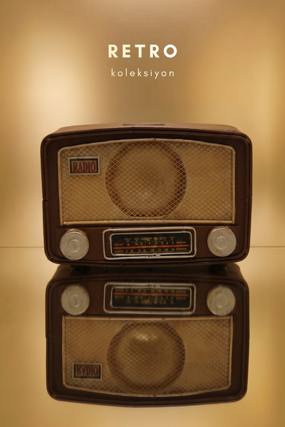 Dekoratif Metal Radyo Kumbara Retro