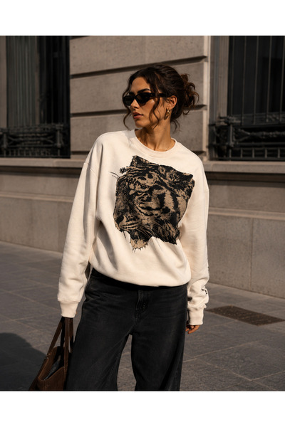 Quzu Baskı Detaylı Sweatshirt Bej