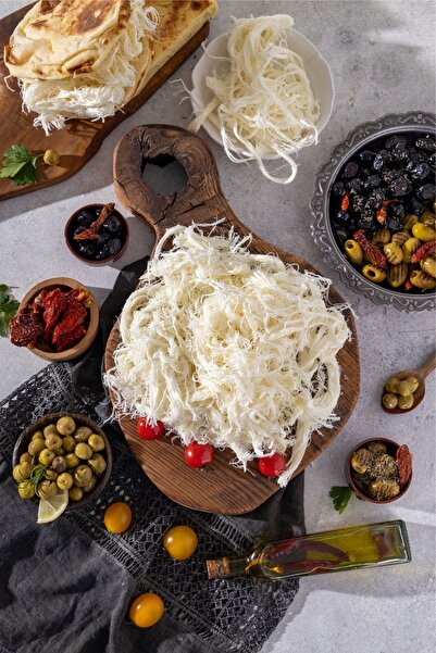 Yöre Erzurum Çeçil Peyniri 1 kg