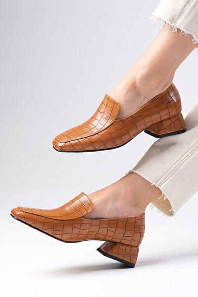 Mio Gusto Γυναικεία παπούτσια με κοντό τακούνι Gaia Tan Color Animal Pattern ...