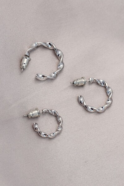 Inure Jewelry مجموعة أقراط معدنية فضية موديل أوجيه
