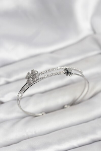 Inure Jewelry Brass Silver Color Clover Model Women's Bracelet