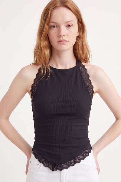HAKKE Asymmetrical Cut Lace Detailed Stylish Blouse