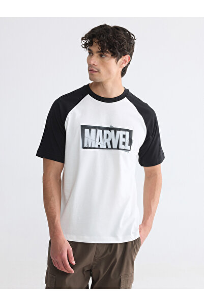 LC Waikiki Nevavm Oval Collar Marvel Printed Men's T-Shirt with a Difference