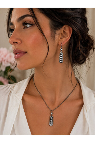 FAYRA ACCESSORIES Zircon Stone Necklace and Earrings Set