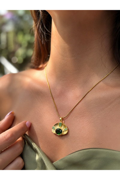 Elmosia Jewelry Oyster Emerald Green Stone Steel Necklace Special Design Vip ...